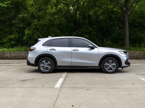 Used 2026 Honda HR-V LX image 10