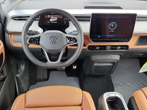 Used 2025 Volkswagen ID. Buzz Pro S image 11
