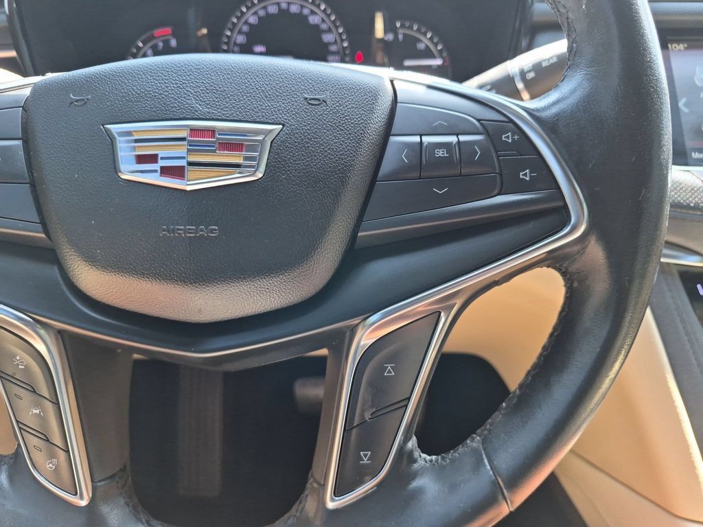 Used 2019 Cadillac XT5 Luxury FWD image 19