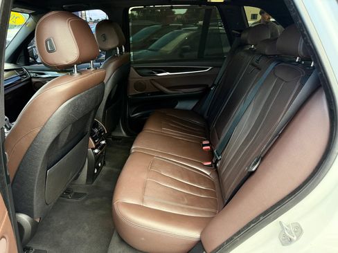 Used 2018 BMW X5 xDrive35i AWD/4WD image 16