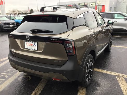 New 2026 Nissan Kicks SV w/ Cold Weather Package image 5