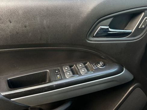 Used 2018 Chevrolet Colorado LT image 10