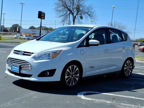 Used 2017 Ford C-MAX Energi Titanium image 4