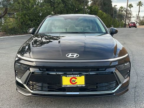 Certified 2025 Hyundai Sonata SE image 3