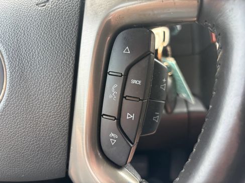 Used 2014 Chevrolet Tahoe LT w/ Luxury Package AWD/4WD image 23