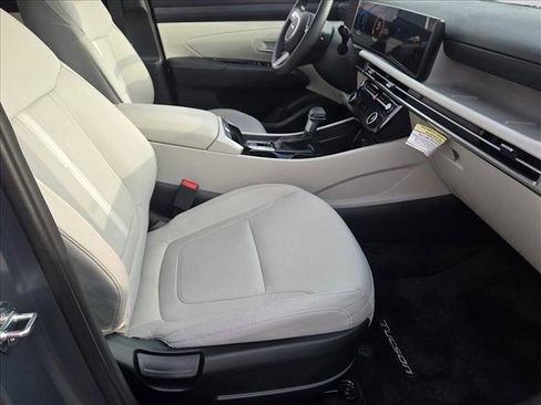 Certified 2025 Hyundai Tucson SEL image 19