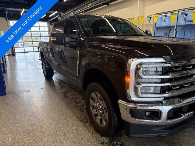 Used 2025 Ford F350 Lariat w/ Lariat Ultimate Package AWD/4WD image 1