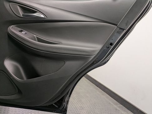 Used 2023 Buick Encore GX Select w/ Sport Touring Package image 25