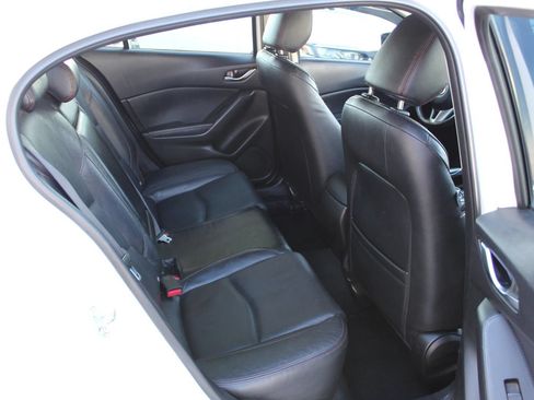 Used 2014 MAZDA MAZDA3 s Grand Touring w/ Technology Package FWD image 11