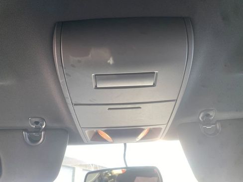 Used 2016 Dodge Grand Caravan SE image 22