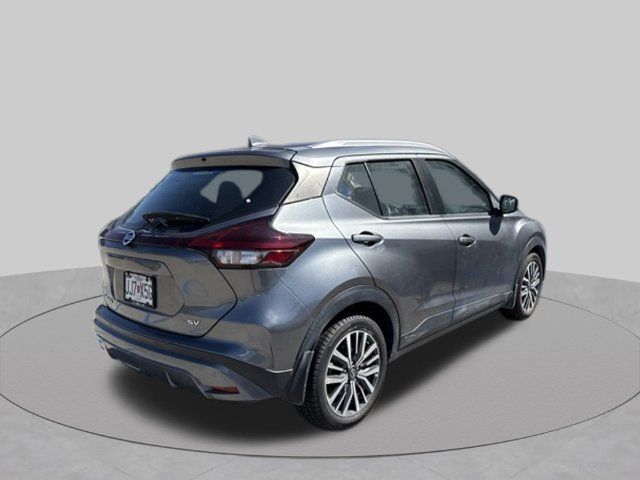 Used 2021 Nissan Kicks SV FWD image 3