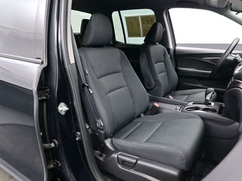 Used 2019 Honda Ridgeline Sport image 13