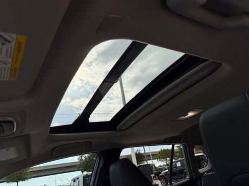 Used 2026 Toyota Corolla Cross XLE w/ Convenience Package image 13