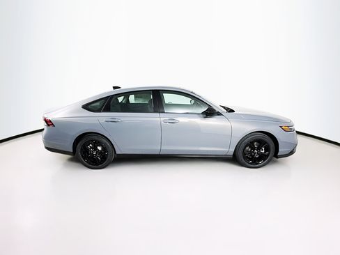 New 2025 Honda Accord SE image 2