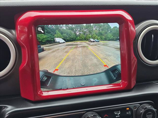 Used 2023 Jeep Gladiator Sport AWD/4WD image 14