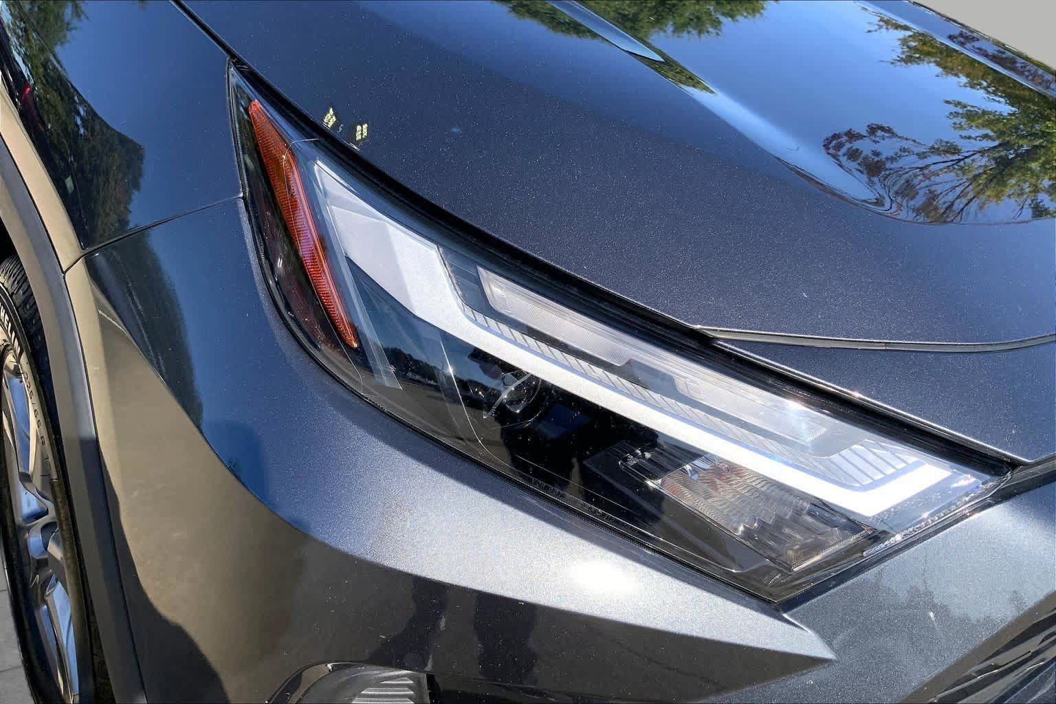 Used 2024 Toyota RAV4 LE AWD/4WD image 26