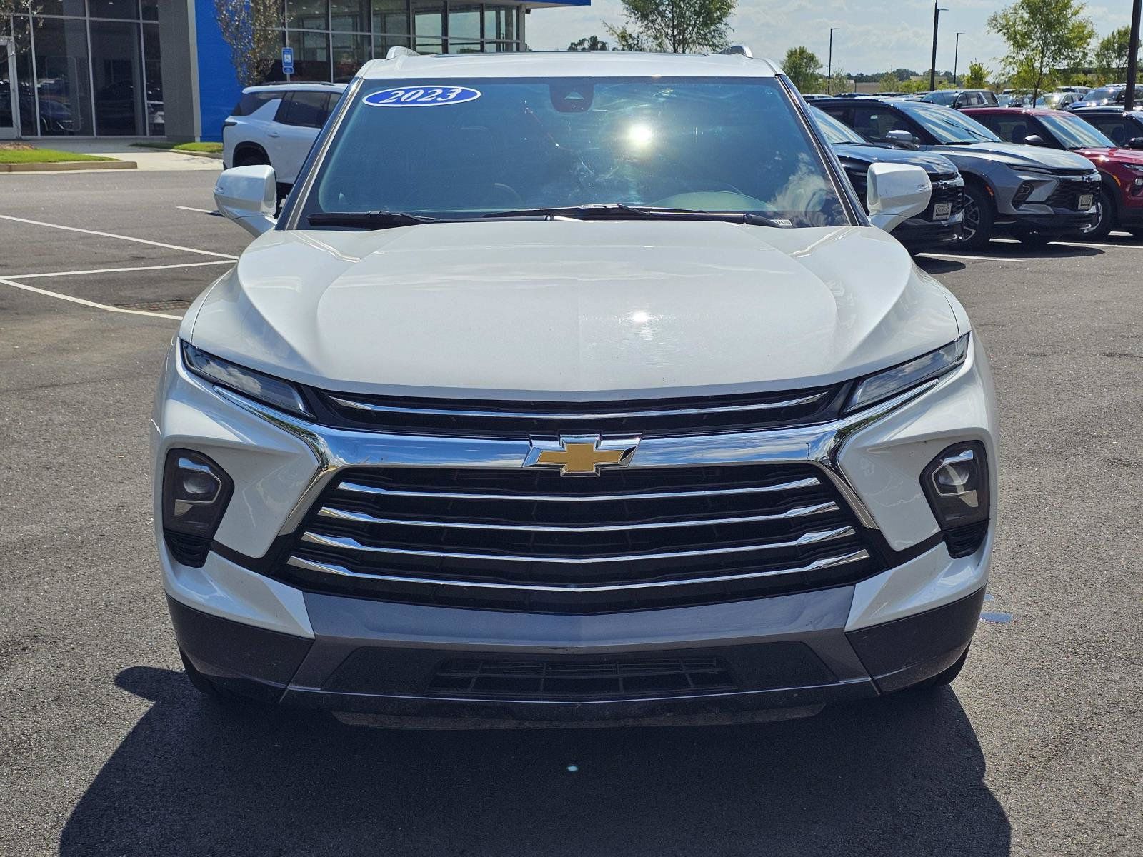 Used 2023 Chevrolet Blazer Premier FWD image 3