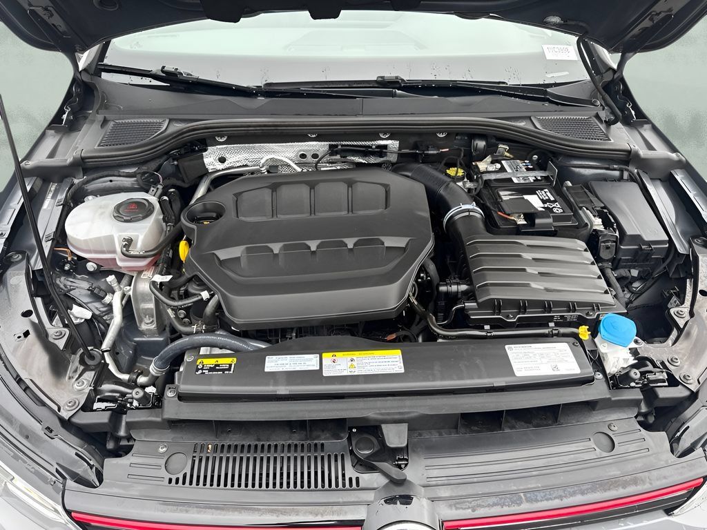 Used 2022 Volkswagen GTI SE FWD image 27