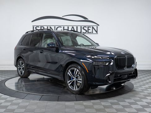 New 2027 BMW X7 xDrive40i w/ M Sport Package AWD/4WD image 3