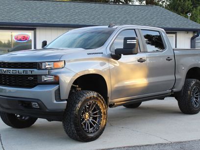 Used 2020 Chevrolet Silverado 1500 Custom w/ Custom Value Package