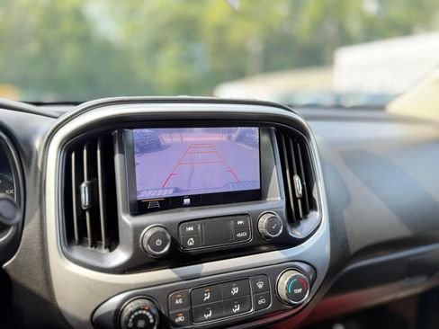 Used 2019 Chevrolet Colorado LT AWD/4WD image 19