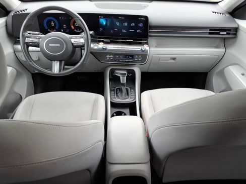Used 2024 Hyundai Kona SEL AWD/4WD image 10