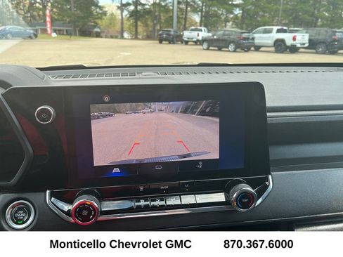 Used 2023 Chevrolet Colorado W/T image 17