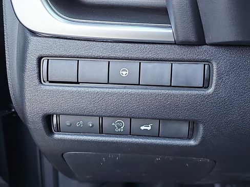 New 2026 Nissan Rogue SV image 18