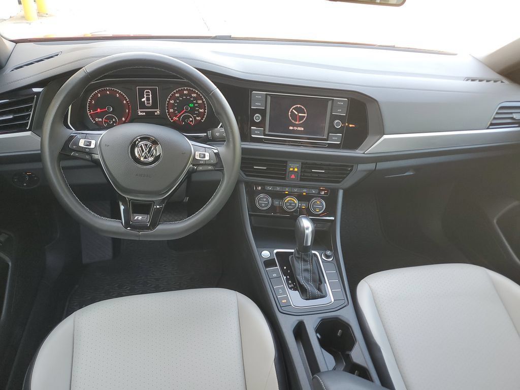 Certified 2020 Volkswagen Jetta R-Line FWD image 3