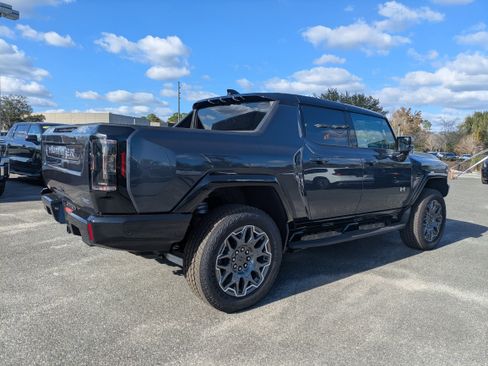 New 2025 GMC Hummer EV 3X image 13