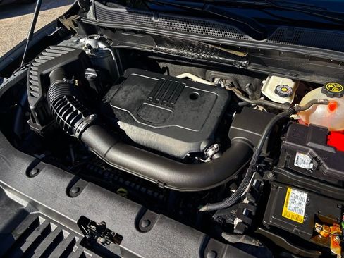 Used 2023 Chevrolet Blazer LT image 30