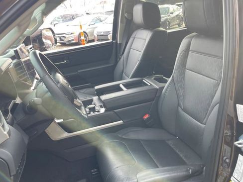 Used 2024 Toyota Tundra Limited image 6