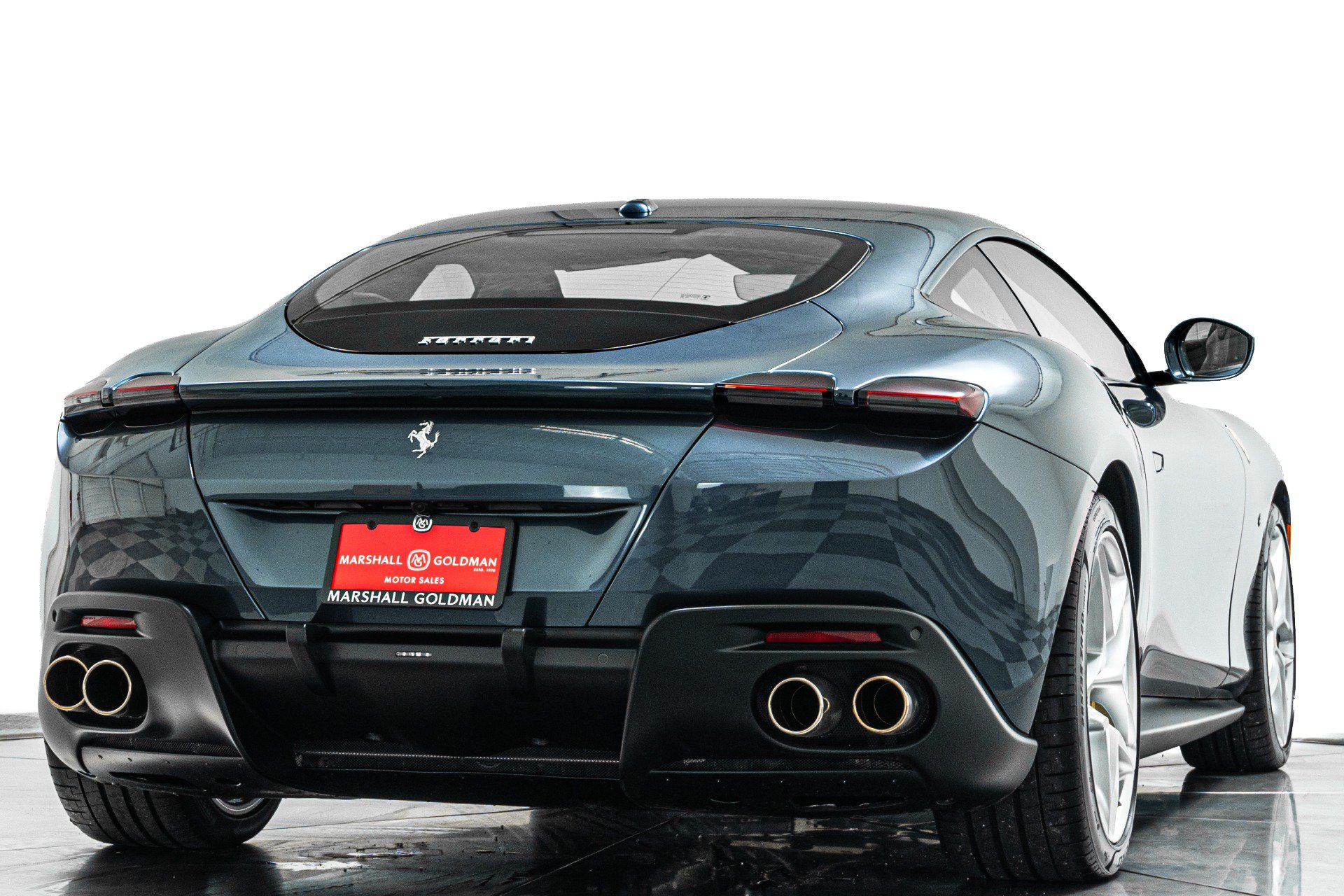 Used 2022 Ferrari Roma RWD image 9