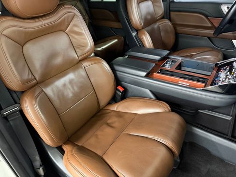 Used 2023 Lincoln Navigator Reserve AWD/4WD image 53