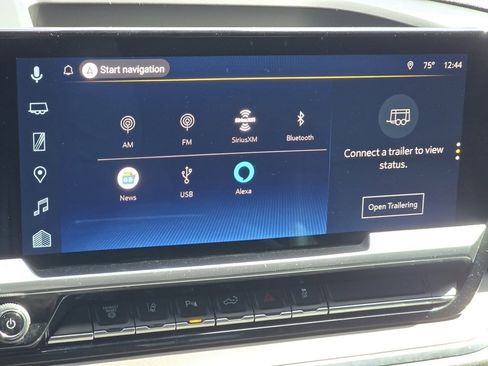 Used 2024 Chevrolet Silverado 3500 High Country image 9