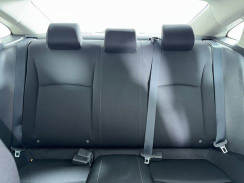 Used 2020 Honda Civic LX image 5