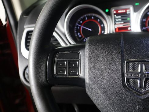 Used 2019 Dodge Journey SE image 35