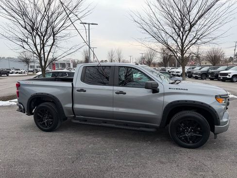 Used 2023 Chevrolet Silverado 1500 Custom w/ LPO, Dark Essentials Package image 4