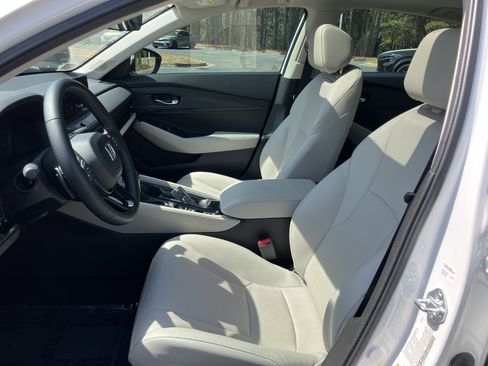 Certified 2025 Honda Accord EX-L image 31