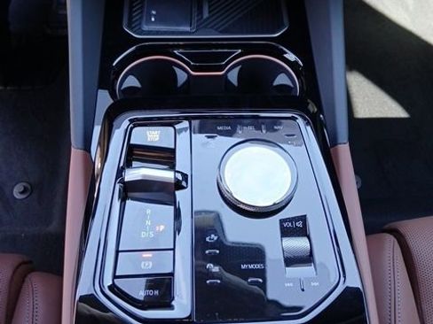 New 2026 BMW 530i w/ M Sport Package RWD image 21