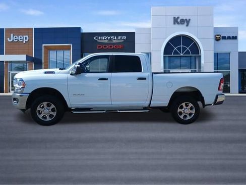 Used 2024 RAM 2500 Big Horn AWD/4WD image 2