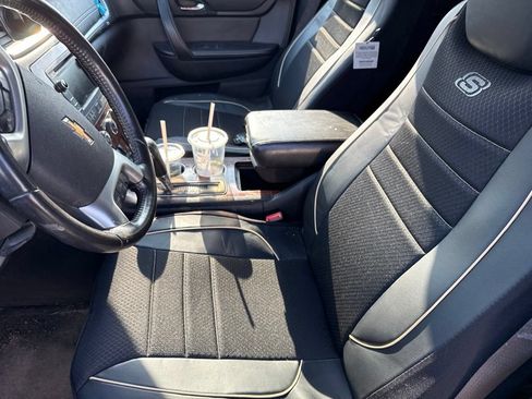 Used 2014 Chevrolet Traverse LT w/ All-Star Edition FWD image 11