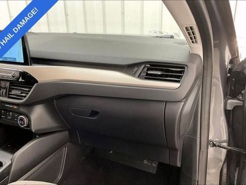Used 2022 Ford Escape SE AWD/4WD image 17