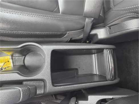 Used 2018 Buick Encore Premium image 21