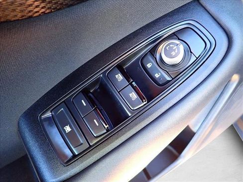 Certified 2025 Subaru Outback Premium w/ Popular Package #1A image 16