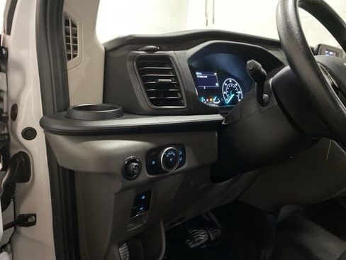 Used 2024 Ford Transit 250 Low Roof w/ Exterior Upgrade Package RWD image 18