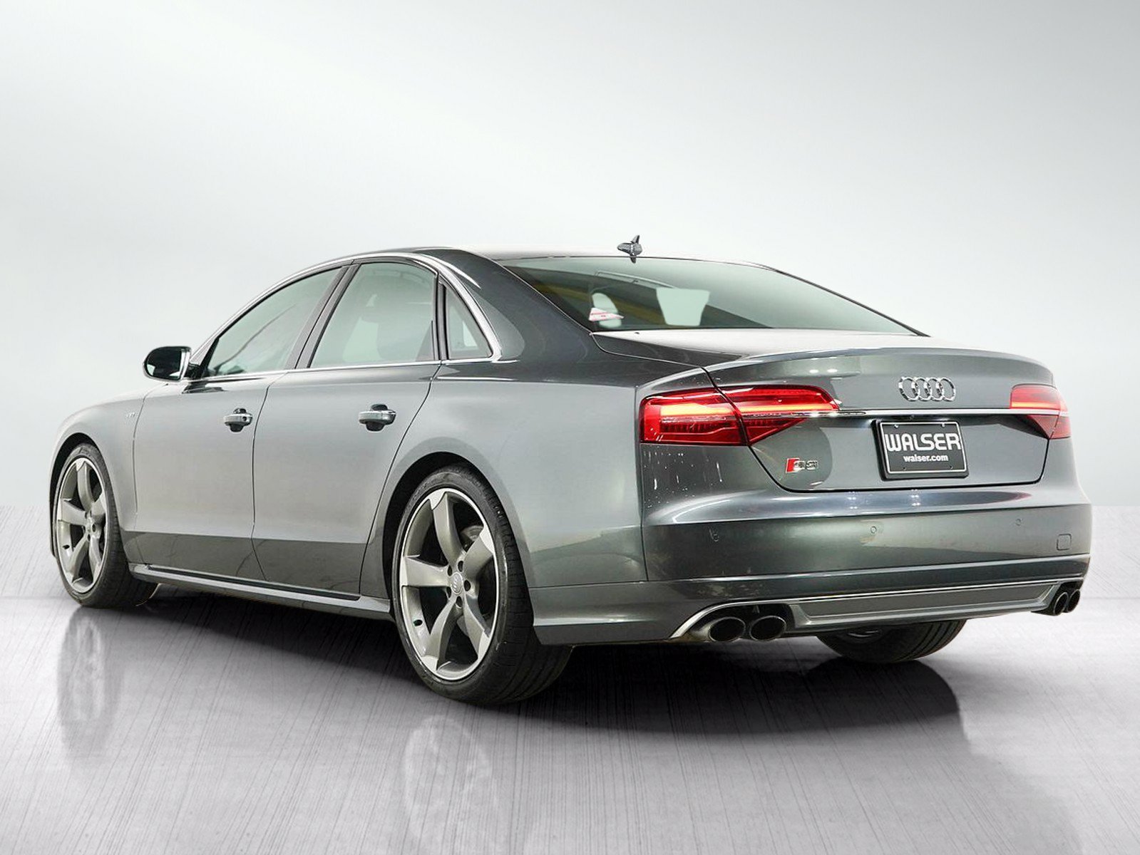 Used 2015 Audi S8 w/ Full Leather Package AWD/4WD image 3
