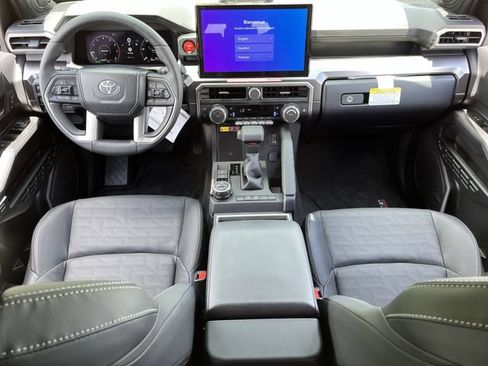 Used 2026 Toyota 4Runner TRD Off-Road Premium AWD/4WD image 15