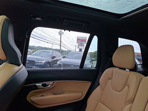 Used 2023 Volvo XC90 B6 Ultimate w/ Protection Package Premier AWD/4WD image 12