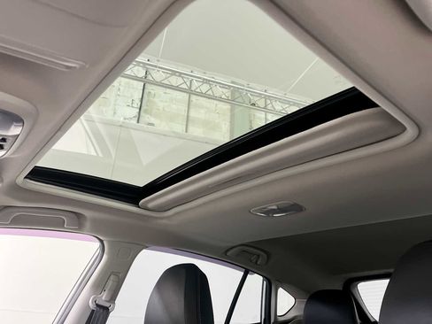 Used 2023 Subaru Crosstrek 2.5i Limited image 16